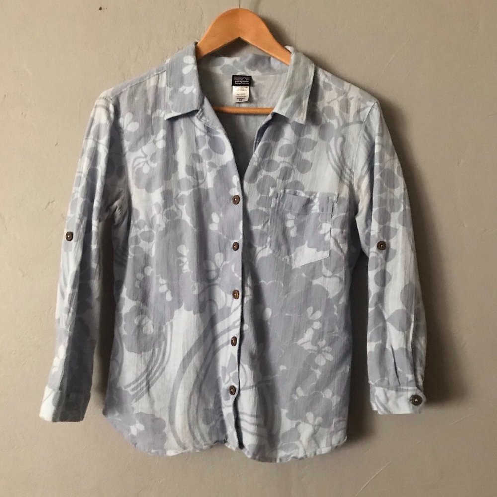Patagonia Organic Cotton Button Down Shirt size 10